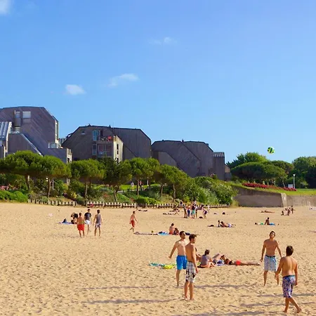 Botel Location Petit Voilier