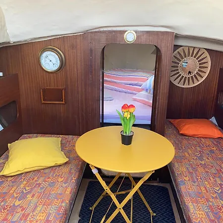 Botel Location Petit Voilier La Rochelle (Charente-Maritime)
